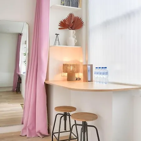 Zen Apartment *